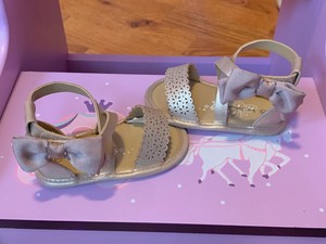 baby girl tan sandals