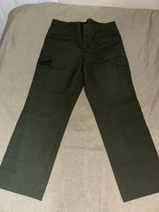 Victorinox Green Cargo PantsTactical Performance Fabric. Men’s 34x29. NWOT - Picture 1 of 24
