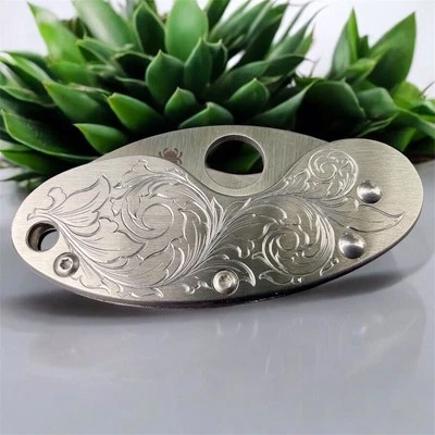 Hand Engraved Spyderco Cricket Stainless Pocket Knife Plain Blade - Image 1 of 4