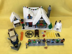 Lego Creator Expert 2012 Winter Village Cottage #10229 Displayed, Please Read