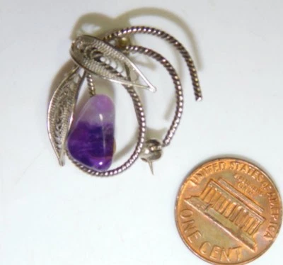 Spilla In Filigrana In Argento Con Nugget Di Ametista Viola Lucido 9i 49 - Immagine 1 di 3