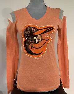 Genuine Merchandise Campus Lifestyle Baltimore Orioles Long Sleeve T-Shirt Sz Sm - Picture 1 of 7