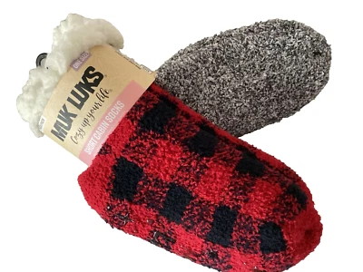 CALCETINES DE CABINA CORTOS MUK-LUKS CALCETINES FORRADOS DE PIEL SINTÉTICA TEJIDOS ROJOS/GRISES PAQUETE DE 2 Talla única* Foto 1 de 4