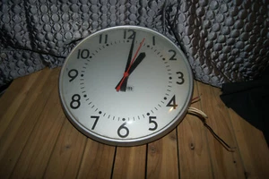 True Vintage Standard Clock School Clock Rare 1960 clock standard clock company - Picture 1 of 5