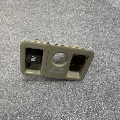 OEM Trunk and Fuel Door Release Button with Bezel Ivory 2001-2006 Lexus LS430 84 - Image 1 of 4