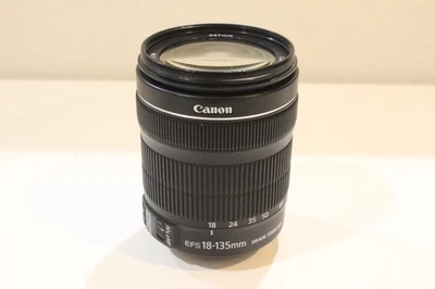 Canon EF-S 18-55mm f/3.5-5.6 IS Lens Image Stabilizer Macro - SCRATCHED READ DES - Image 1 of 4