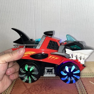 Chariot Shark Lights And Sounds Light Up Truck With Bump And Go Action Works - Image 1 of 4
