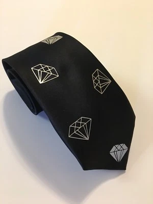 Corbata Diamond, elegante y fresca Foto 1 de 4