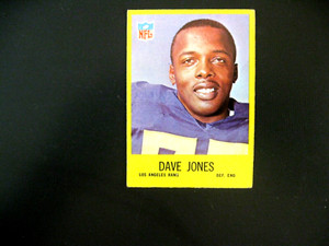 1967 PHILADELPHIA FOOTBALL CARD #90  DAVE DEACON JONES  VG-EX