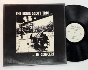 The Ernie Scott Trio Private Label Soul Jazz Live LP 1970 - Foto 1 di 2