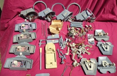  Gran lote de piezas de acorazado de asalto motorizado Remco Fighting Lady vintage Foto 1 de 4