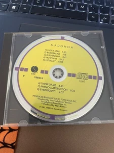Madonna CD Self Titled Target West Germany No Front Cover Lucky Star Borderline - Foto 1 di 3