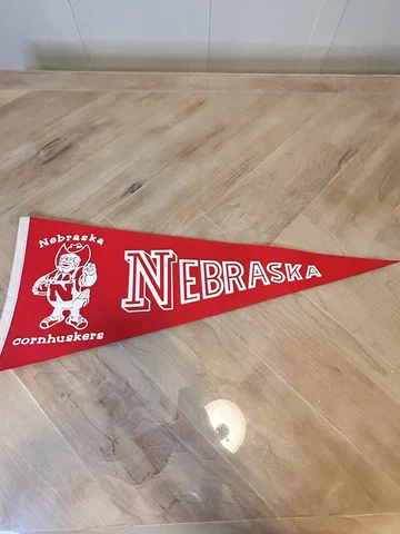 Vintage Nebraska Cornhuskers Felt Pennant 29"X12" EUC Cover