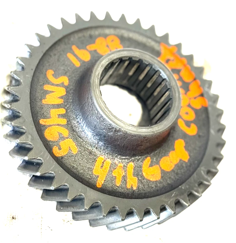 1988-1991 CHEVY SM465 COUNTER SHAFT 4TH GEAR USED OEM - Image 1 of 4