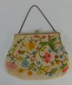 Vtg Tapestry Clasp Bag Purse Clutch Metal Chain Carpetbag Needlepoint Flowers - Picture 1 of 16
