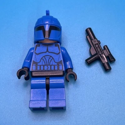 Lego Star Wars Senate Commando Minifigure 8039 - Image 1 of 4