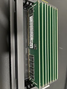 128 GB 8 X 16 DDR4-3200 RDIMM Server RAM - Afbeelding 1 van 2