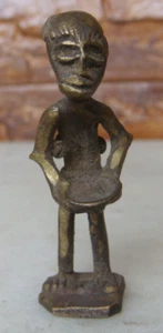 Antigua figura africana de bronce hecha a mano que representa diferentes actividades humanas Nº2 - Imagen 1 de 12