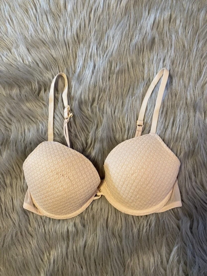 Sujetador Camiseta Xhilaration Mujer Talla 34C Rosa Encaje Fino Acolchado Con Aros Foto 1 de 4