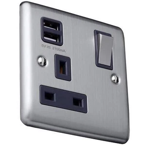 Caradok 13A 1 gang switched socket+2×1.0A USB outlet Brushed Chrome, Metal Switc - Picture 1 of 2