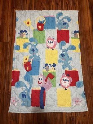 De colección Blue’s Clues Cuna Bebé Niño Manta Edredón Tick Tock Buzón 40” X 54” Foto 1 de 4