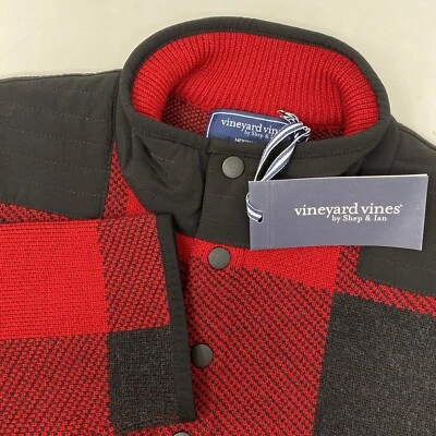 Vineyard Vines Hombres M Lana Merino Negro Rojo Terciopelo OTG Buffalo Snap Cuello Simulado NUEVO Foto 1 de 4