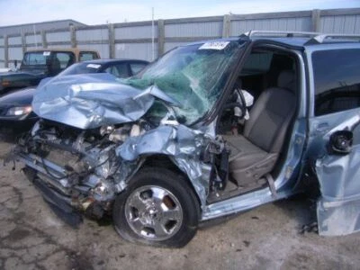 Puerta delantera derecha pasajero SV6 compatible 05-09 Montana 180526 Foto 1 de 4