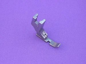 INDUSTRIAL SEWING MACHINE CORDING ZIPPER FOOT LEFT FITS SINGER BROTHER (291) - Picture 1 of 3