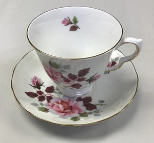 Ridgway Potteries Tea Cup & Saucer - Pink Roses #8228 - Queen Anne -England (X3) - Picture 1 of 8