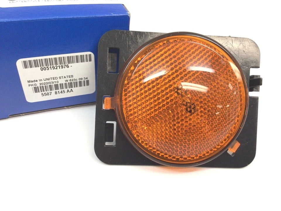 2007-2018 Jeep Wrangler LH Driver Side Marker Lamp Assembly new OEM 55078145AA - Image 1 of 4