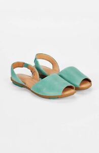 Born® ~ 9US  ~ NEW  Trang Menorca sandals ~ Turquoise ~ NWB