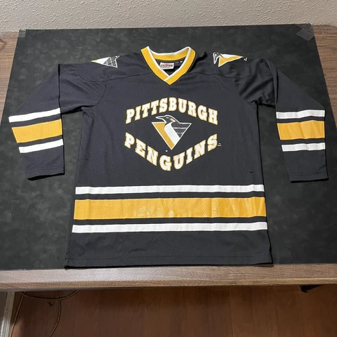 1992 Jaromir Jagr Pittsburgh Penguins Black Jersey Size Men's Medium vintage NHL Cover