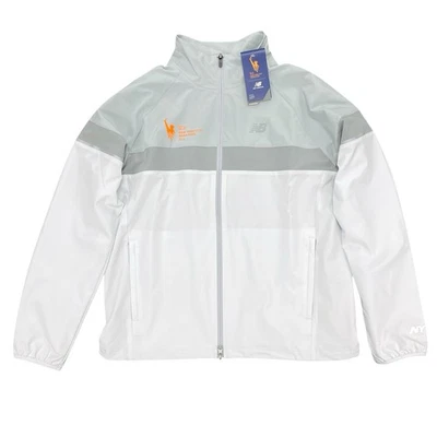 Chaqueta cortavientos New Balance 2024 NYC Marathon para mujer 'gris aluminio' Foto 1 de 4