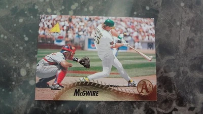 1995 PINNACLE # 196 MARK MCGWIRE      BASEBALL CARD - Image 1 of 2