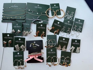 Lote Joyería Wild Fable Objetivo Collar Pendientes, Aros, Corazones, Valor $150 - Imagen 1 de 9