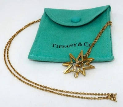 TIFFANY & CO. Paloma Picasso 18K Yellow Gold Diamond Volume Star Necklace, 24" - Image 1 of 4