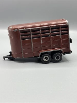 Farm Livestock ERTL 1/64 Scale Brown Horse Cattle Livestock Trailer - Image 1 of 4