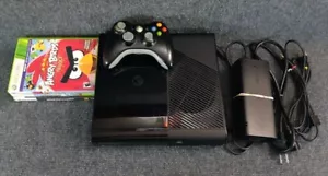 Microsoft Xbox 360 E Console Bundle Works see pics - Picture 1 of 22