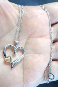 10K Gold/925 Sterling Stamped, NIB, Diamond Heart Pendant Necklace. - Picture 1 of 8