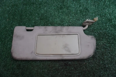 Infiniti Q60 2014 2015 lado del pasajero parasol OEM 1 pieza 268 Foto 1 de 4