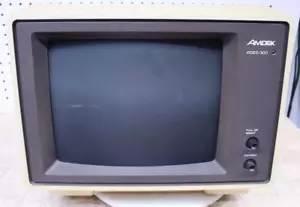 Amdek Video 300 12" Monitor Display Dati Ambra Monocromatico Apple/Atari Gaming USA - Foto 1 di 13