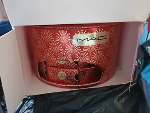 MAC Beauty Adventskalender 2022 .. Produkte innen im Wert von über 400£ - Bild 1 von 4