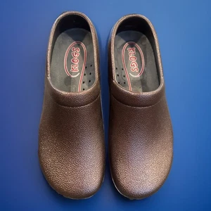 Shoes Klogs Brown Work Shoes Size 8W Slip-ons with Removable Insert (500) NEW - Picture 1 of 5