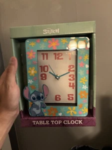 Disney Stitch Orologio da Tavolo Display Analogico a Batteria 8” T 7” W - Foto 1 di 2