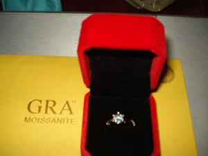 1 CT Round Cut Moissanite Solitaire Engagement Ring Carat - Picture 1 of 6