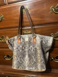 Dooney & Bourke Snake Skin Leather Large Tote O Ring Shopper /With Card Wallet - Picture 1 of 13