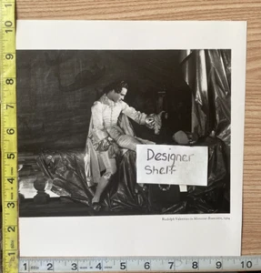 Rudolph Valentino In Monsieur Beaucaire 1924 Movie Book Photo - Picture 1 of 1
