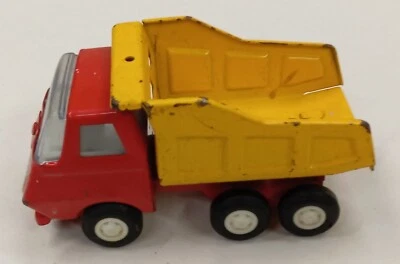 TONKA CAMION BENNE JAUNE et ROUGE Environ 12,5 cm N°2 - Photo 1/4