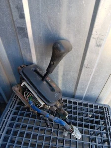 04-06 Hyanda Elentra Automatic Shift Control - Picture 1 of 3
