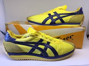asics tiger amarelo